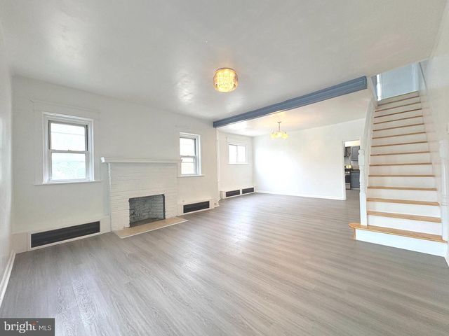 2241 KNORR ST, Philadelphia, PA 19149