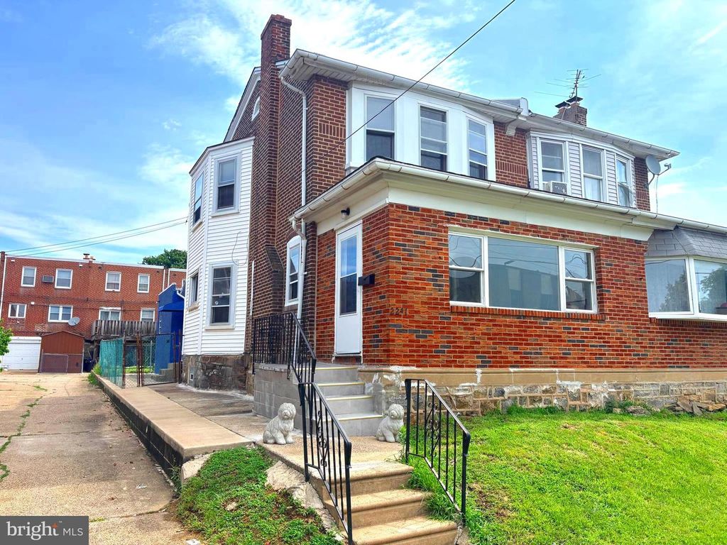 2241 KNORR ST, Philadelphia, PA 19149