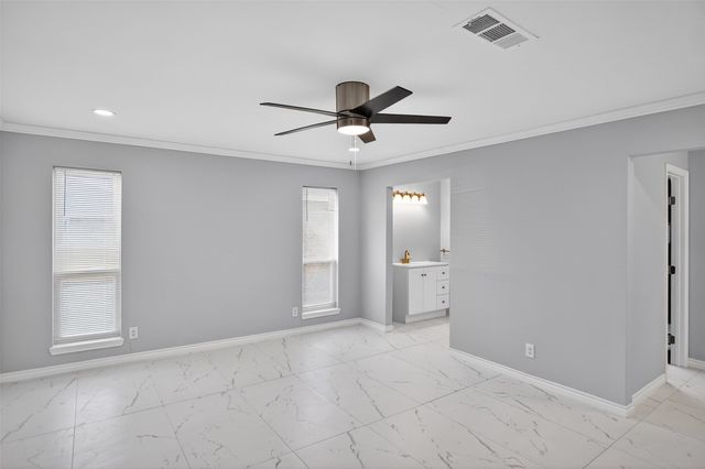 835 38th Street SE, Paris, TX 75462