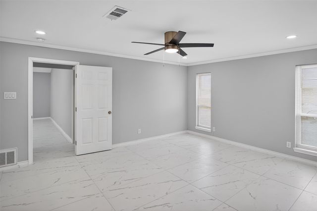 835 38th Street SE, Paris, TX 75462