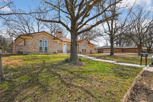 835 38th Street SE, Paris, TX 75462