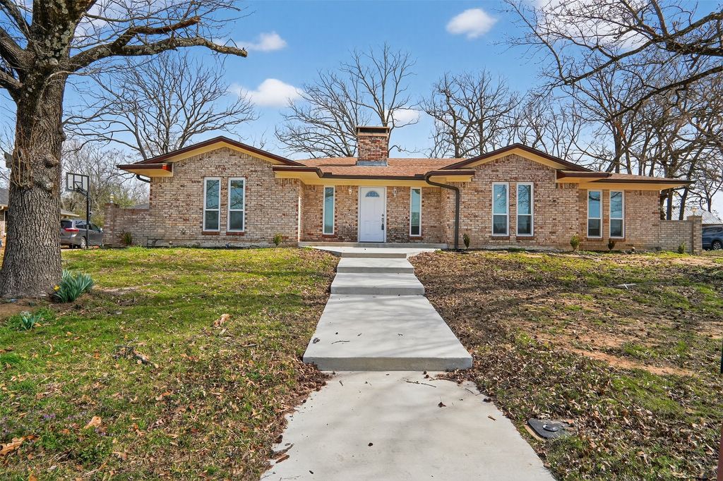 835 38th Street SE, Paris, TX 75462