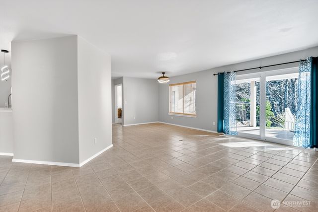 650 Skamokawa Court SE, Ocean Shores, WA 98569