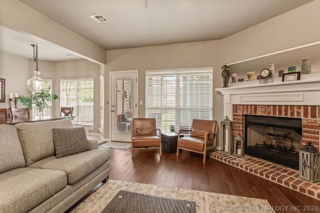 11110 S 3rd Street, Jenks, OK 74037