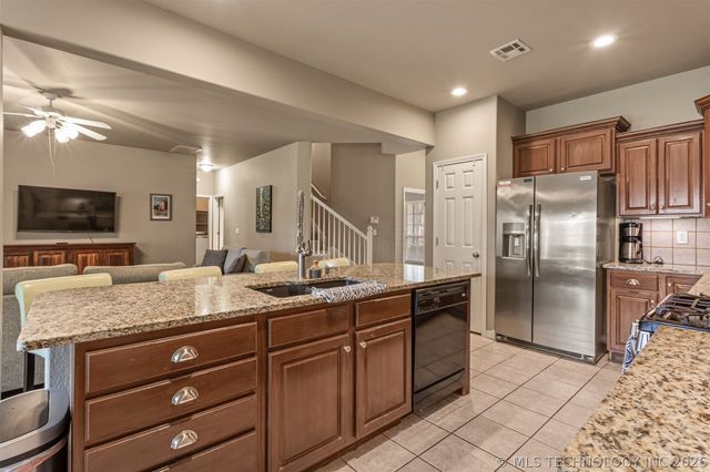 11110 S 3rd Street, Jenks, OK 74037