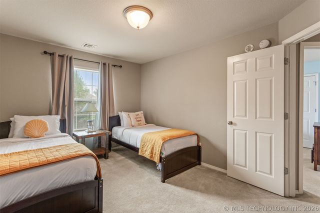 11110 S 3rd Street, Jenks, OK 74037