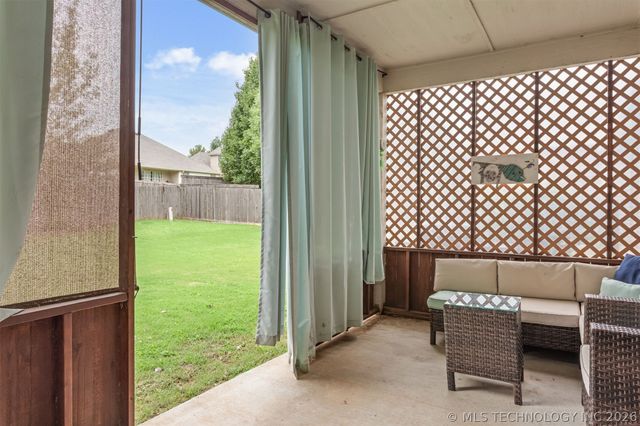 11110 S 3rd Street, Jenks, OK 74037