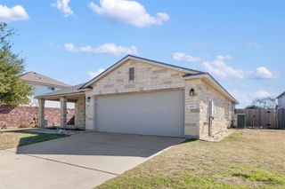 1016 Flanagan DR, Leander, TX 78641