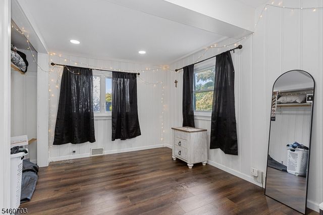 10 Cayuga Trl, Wayne Twp., NJ 07470