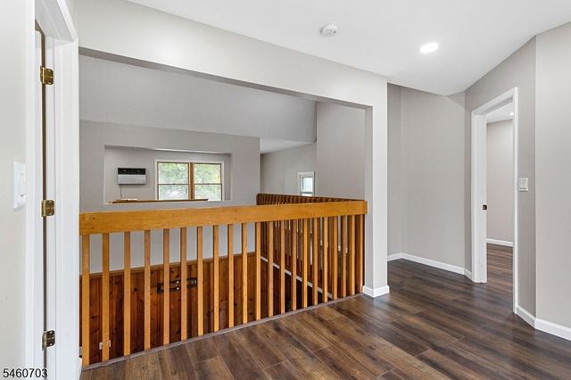 10 Cayuga Trl, Wayne Twp., NJ 07470