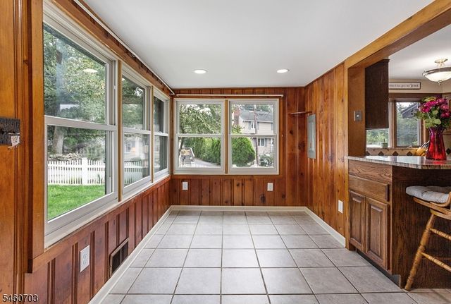 10 Cayuga Trl, Wayne Twp., NJ 07470