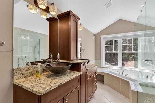 10 Robert Rd, Rye, CO 81069