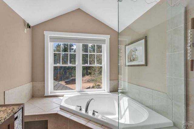 10 Robert Rd, Rye, CO 81069