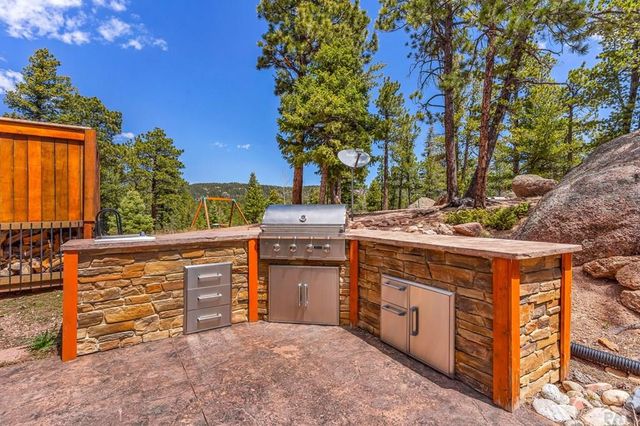 10 Robert Rd, Rye, CO 81069