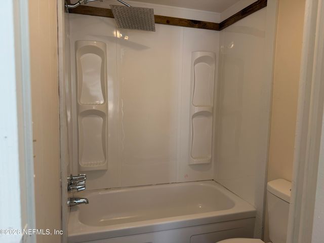 110 KITTY Lane, Interlachen, FL 32148