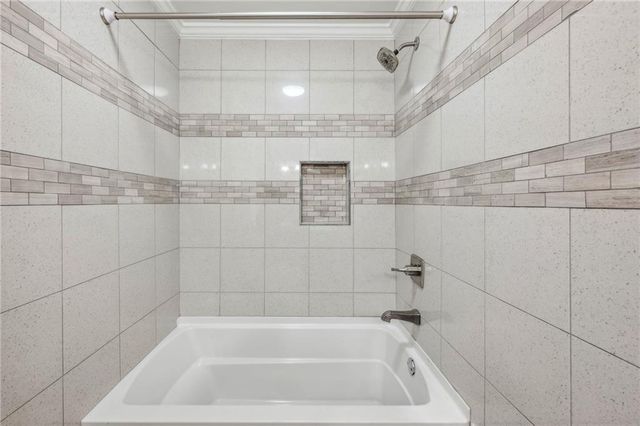 2762 Dresden NE Drive, Atlanta, GA 30341