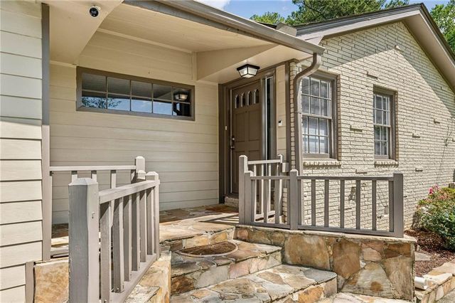 2762 Dresden NE Drive, Atlanta, GA 30341