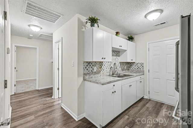 1910 Parkdale Avenue, Gastonia, NC 28052