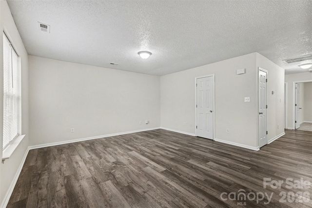 1910 Parkdale Avenue, Gastonia, NC 28052