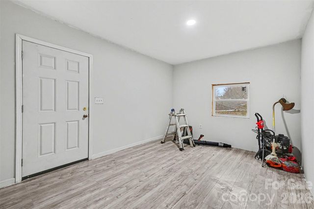 1910 Parkdale Avenue, Gastonia, NC 28052