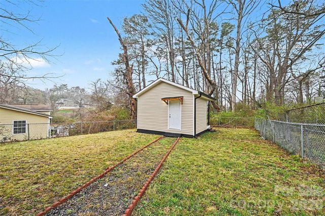 1910 Parkdale Avenue, Gastonia, NC 28052