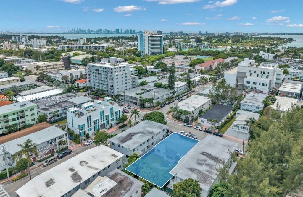 7711 Carlyle Avenue, Miami Beach, FL 33141