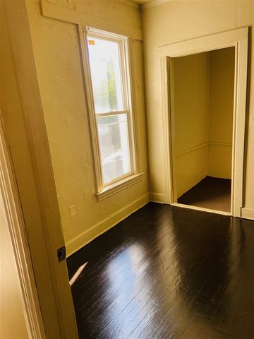 611 Emmet Street, Ypsilanti, MI 48197