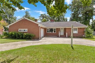 2217 Ferndale Rd, Chesapeake, VA 23323