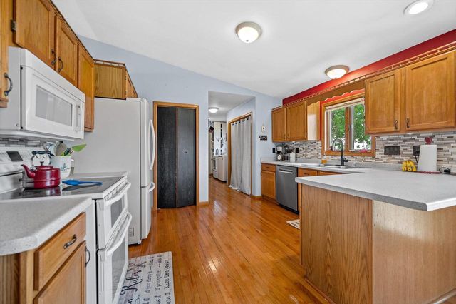 501 Davis STREET, Elkhorn, WI 53121
