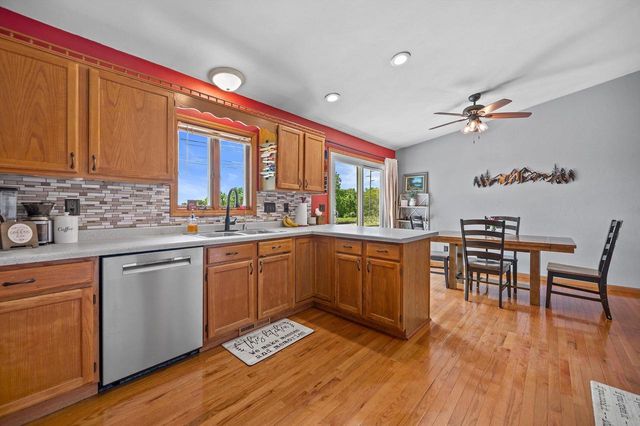501 Davis STREET, Elkhorn, WI 53121