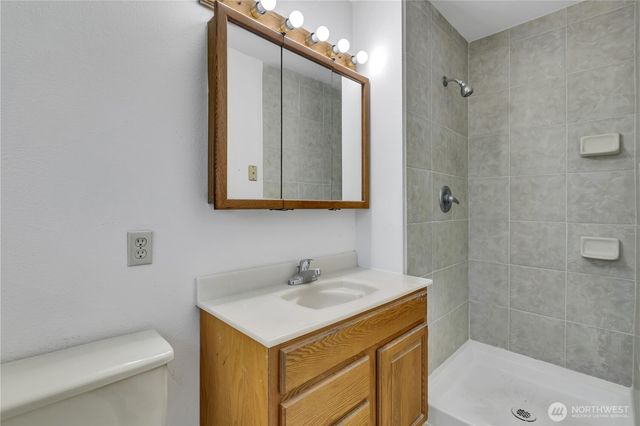 1404 SW 360th Street, Federal Way, WA 98023