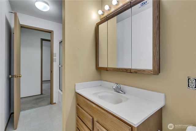 1404 SW 360th Street, Federal Way, WA 98023