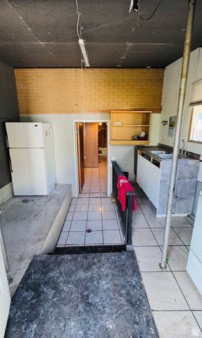 1412 W GILLESPIE AVE, Salt Lake City, UT 84104