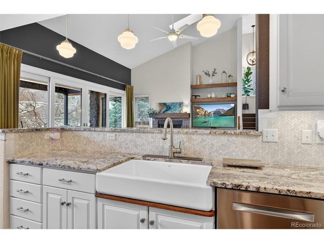 6 Prairie Clover, Littleton, CO 80127