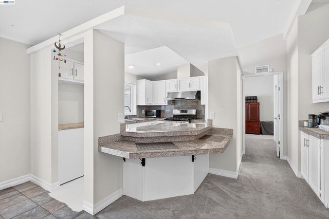 628 S 17Th St, Richmond, CA 94804