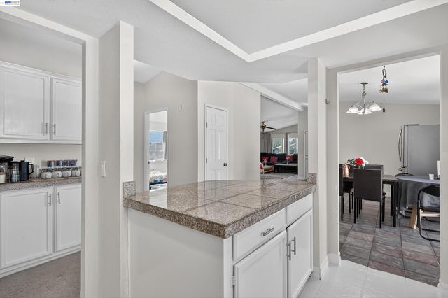 628 S 17Th St, Richmond, CA 94804