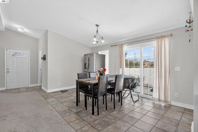 628 S 17Th St, Richmond, CA 94804