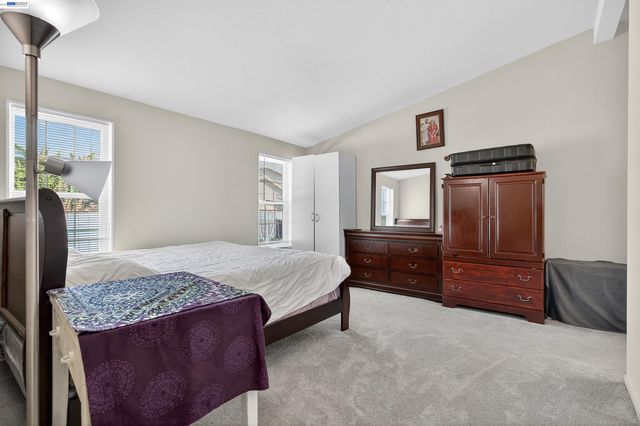 628 S 17Th St, Richmond, CA 94804