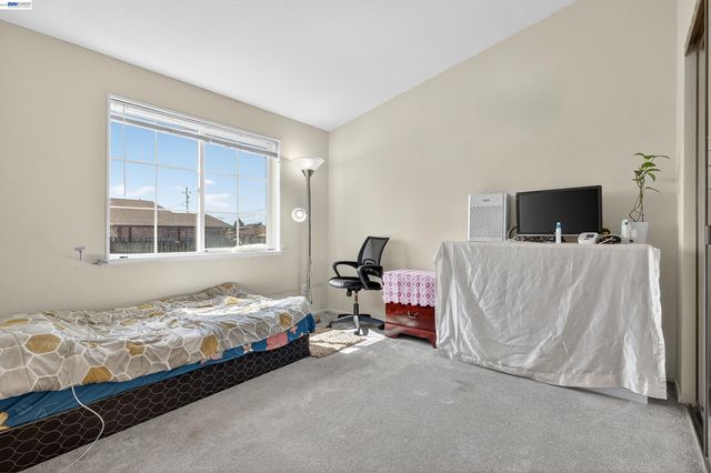 628 S 17Th St, Richmond, CA 94804