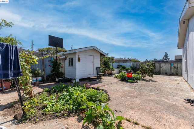 628 S 17Th St, Richmond, CA 94804