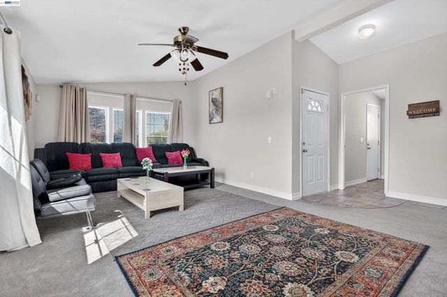 628 S 17Th St, Richmond, CA 94804