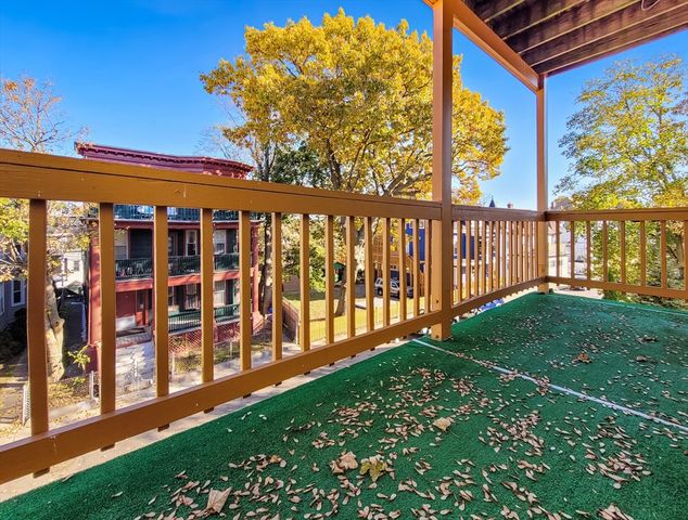 110 Howland 1, Boston, MA 02121