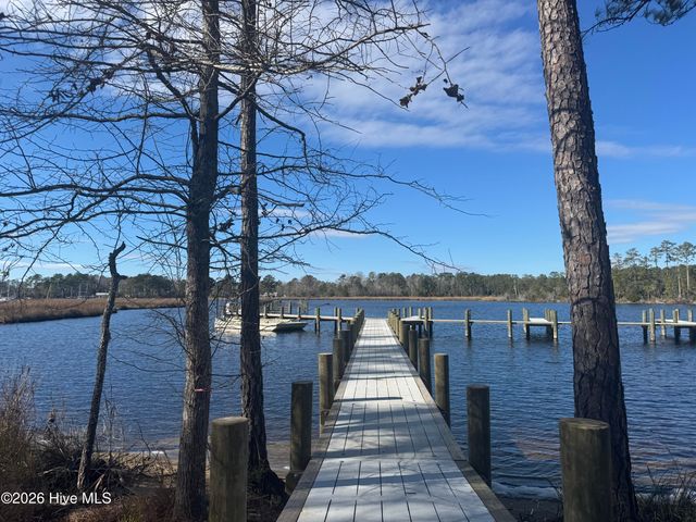 100 Cutter Bay South Street, Stonewall, NC 28583