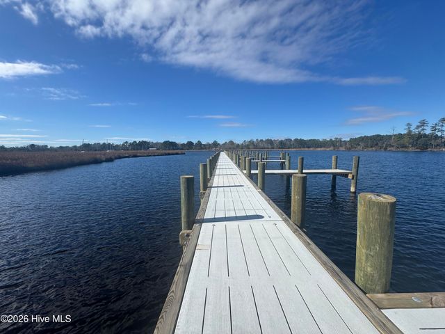 100 Cutter Bay South Street, Stonewall, NC 28583