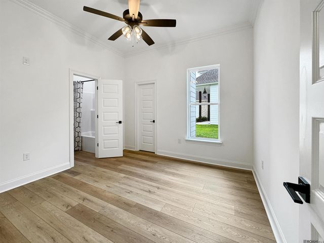 39532 Hernando De Soto Dr, Darrow, LA 70725
