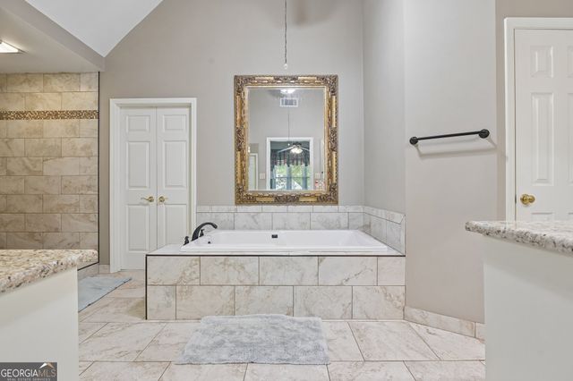 1010 Fairwood Lane NW, Acworth, GA 30101