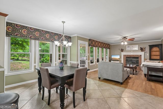 1010 Fairwood Lane NW, Acworth, GA 30101