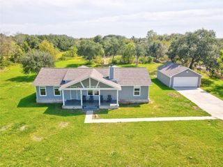 5035 Farmer Road, Alvin, TX 77511