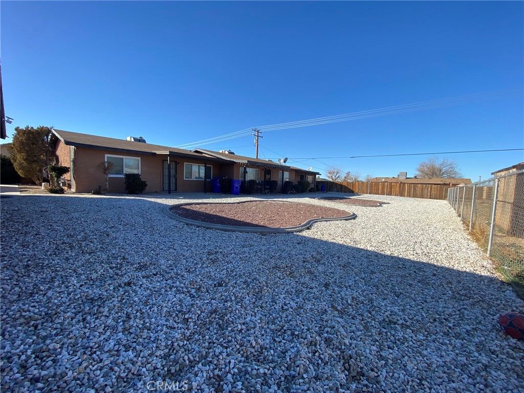 21010 Sitting Bull Road 3, Apple Valley, CA 92308