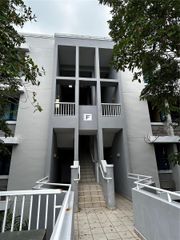 Carr 693 INT 6690 F1203, Vega Alta, PR 00692